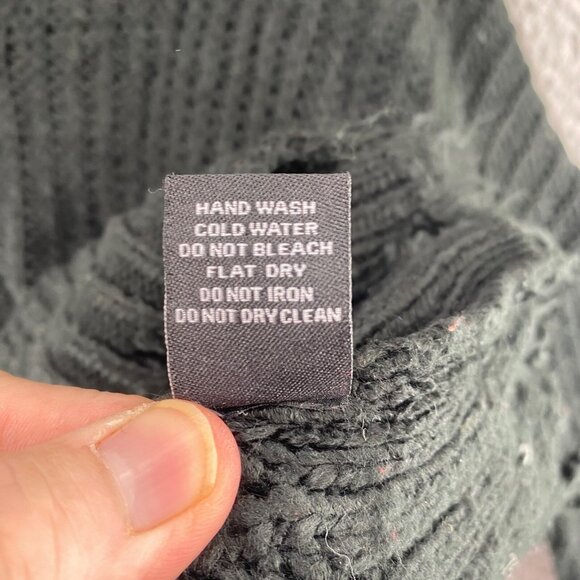 HYFVE Sweater Womens Medium Black Chunky Knit Frayed Hem V Neck Pullover Boho - Picture 7 of 10